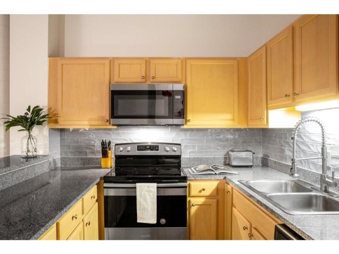 Modern Apartment Close To Everything Cozysuites Ινδιανάπολη Εξωτερικό φωτογραφία